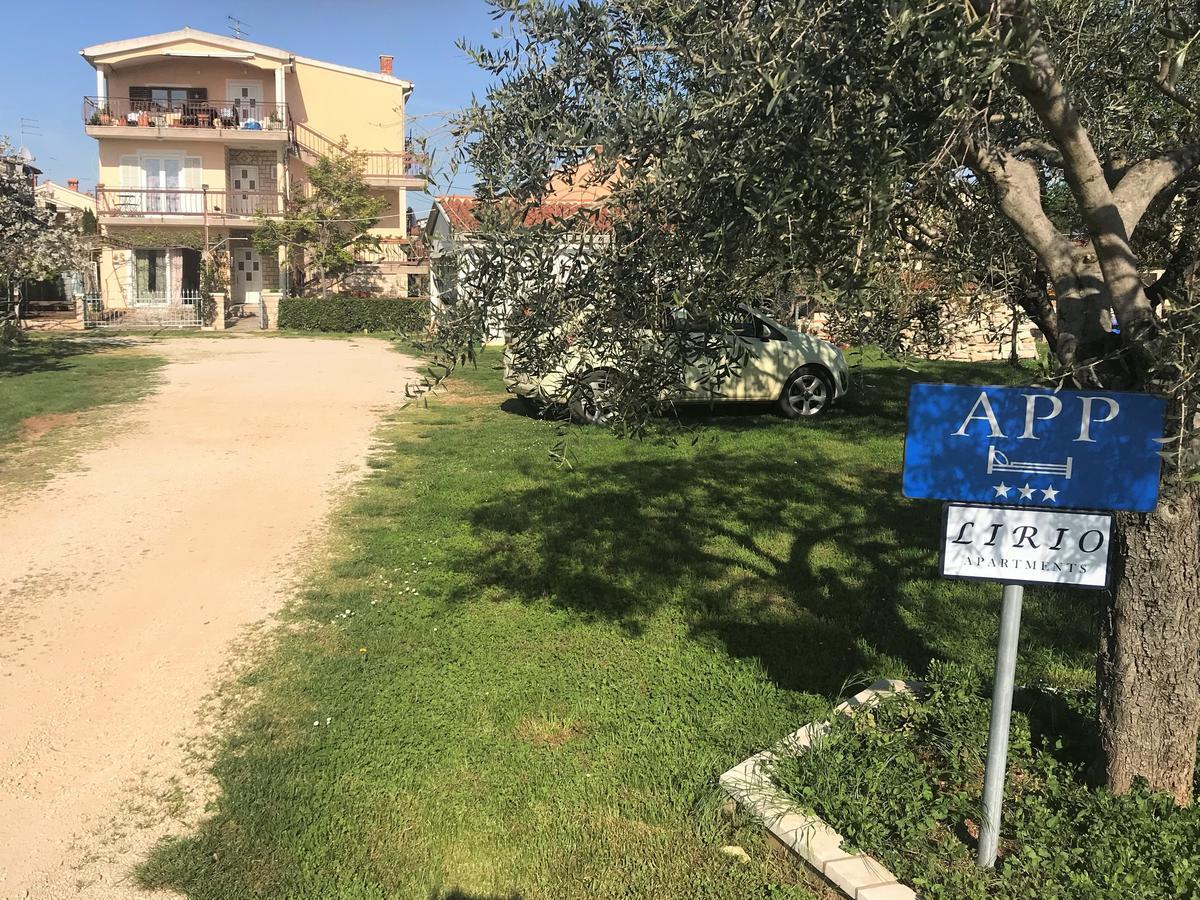 Apartments Lirio Umago Exterior foto